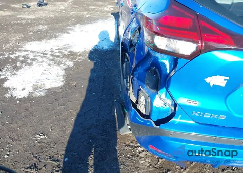 2023 Nissan Kicks Sr Xtronic Cvt z USA, uszkodzony, nr VIN 3N1CP5DV1PL555163